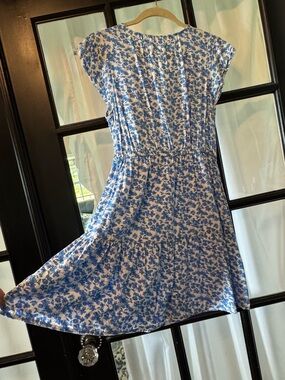 GAP Blue and White Floral Midi Dress
